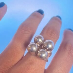 Anillo macizo 4 bolas