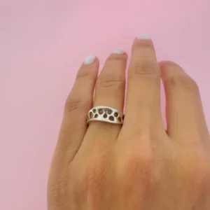 Anillo oval calado