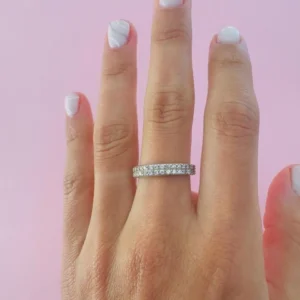 Anillo cintillo doble