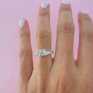 Anillo cinta cubic y strass