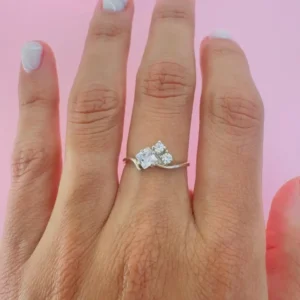 Anillo cubic blanco