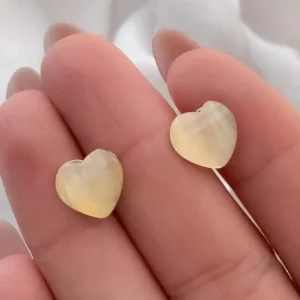 Aros dorado pasante corazon nacar