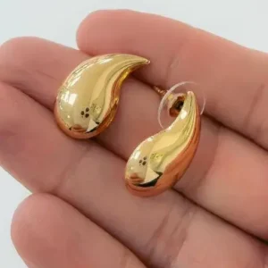 Aros dorado pasante gota mediano
